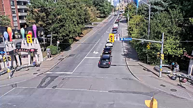 Traffic camera image at 2025-09-03 19:00:25