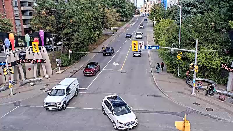 Traffic camera image at 2025-09-03 19:25:27