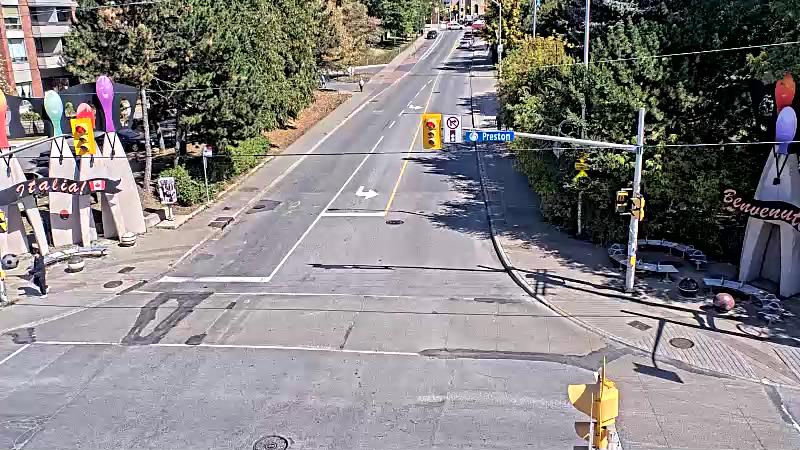Traffic camera image at 2025-09-14 17:10:28