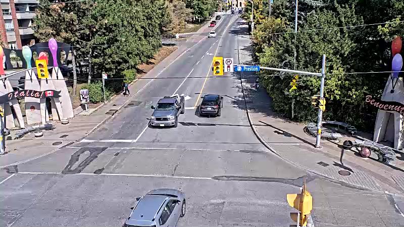 Traffic camera image at 2025-09-14 18:30:29