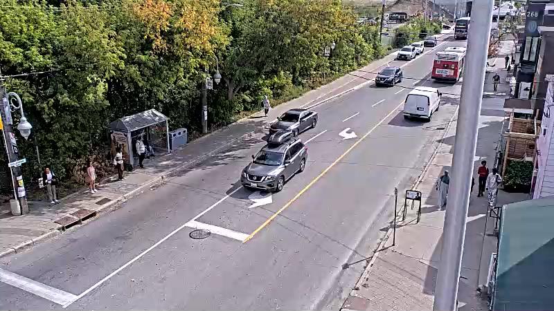 Traffic camera image at 2025-09-17 17:20:27