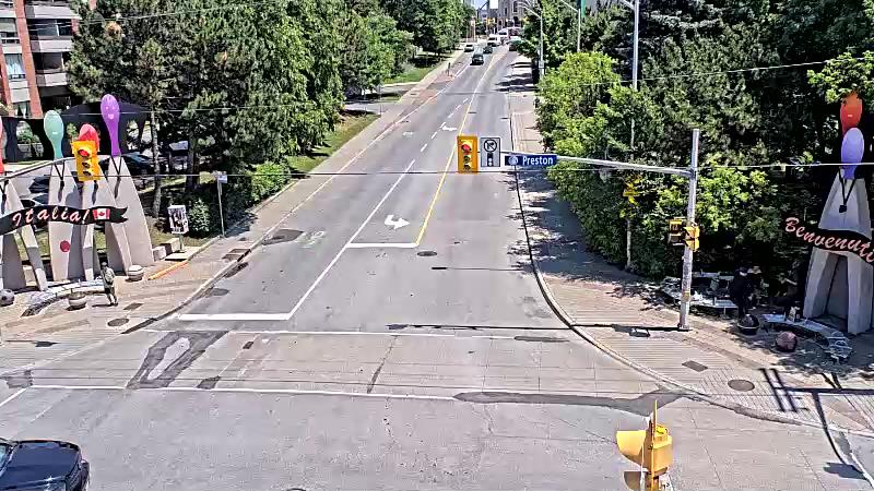 Traffic camera image at 2025-06-30 16:37:21