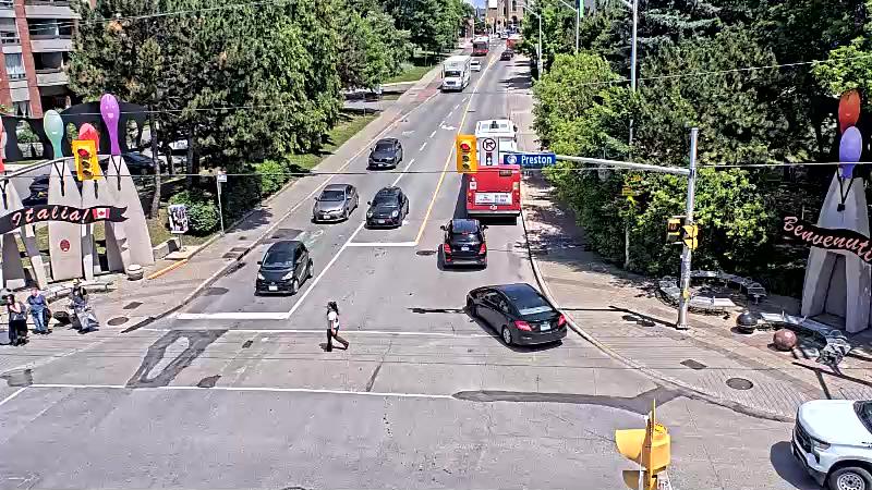 Traffic camera image at 2025-06-30 17:36:59