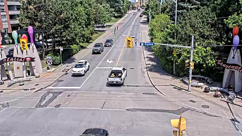 Traffic camera image at 2025-06-30 17:45:29