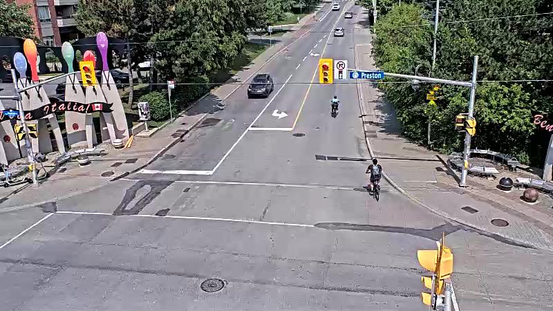Traffic camera image at 2025-07-14 19:15:25