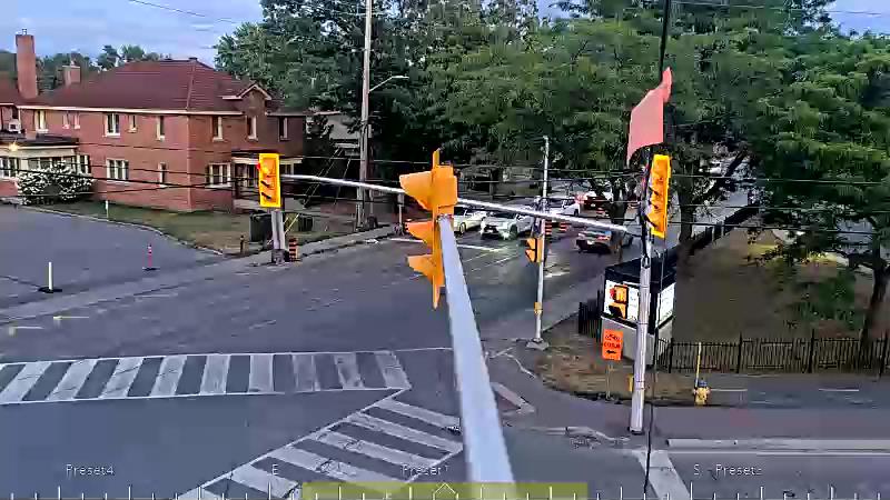 Traffic camera image at 2025-08-25 00:05:31