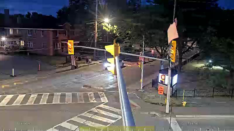 Traffic camera image at 2025-08-25 00:30:24