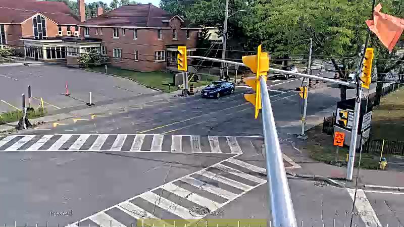 Traffic camera image at 2025-09-14 18:55:25