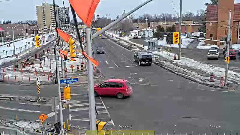 Traffic camera image at 2025-03-09 14:00:37