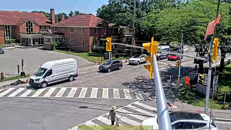 Traffic camera image at 2025-06-30 17:15:37