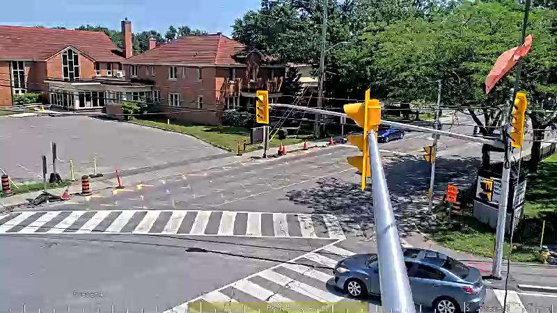 Traffic camera image at 2025-06-30 17:50:28