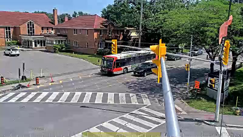 Traffic camera image at 2025-06-30 18:15:22