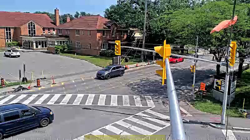 Traffic camera image at 2025-06-30 18:20:28
