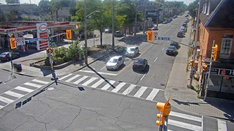 Traffic camera image at 2025-09-14 17:35:25