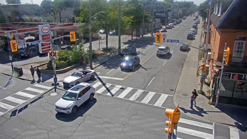 Traffic camera image at 2025-09-14 17:50:37