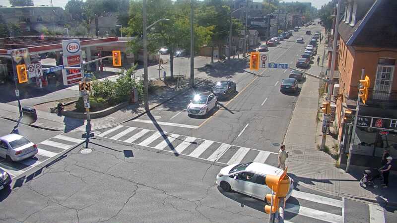 Traffic camera image at 2025-09-14 17:55:25