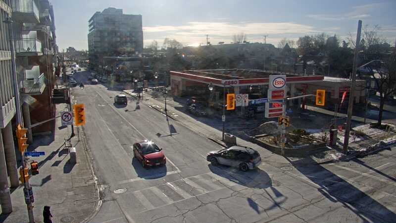 Traffic camera image at 2024-12-21 16:35:48