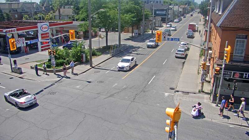Traffic camera image at 2025-06-30 16:37:21