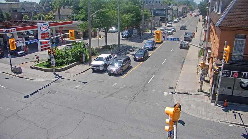 Traffic camera image at 2025-06-30 17:00:33