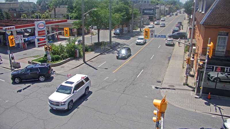 Traffic camera image at 2025-06-30 17:25:40