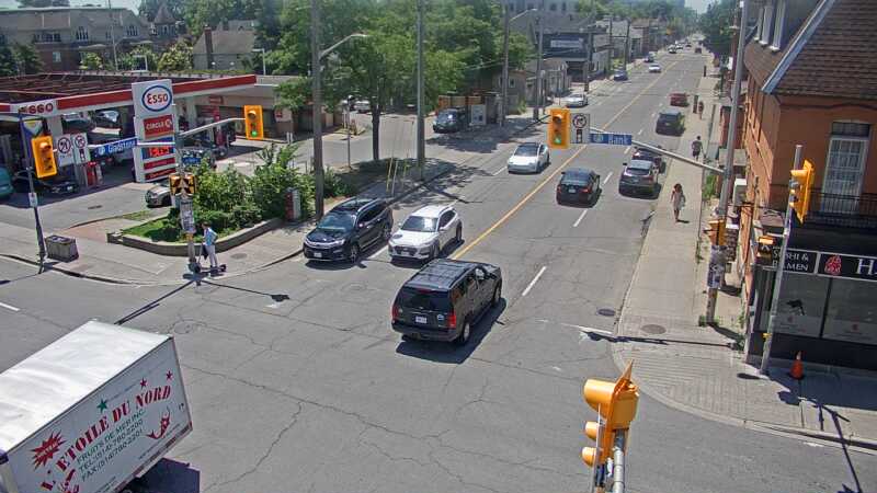 Traffic camera image at 2025-06-30 17:30:40