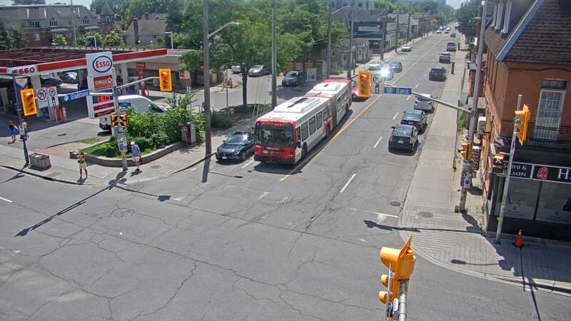 Traffic camera image at 2025-06-30 18:10:27