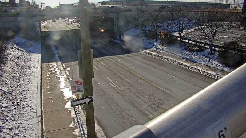 Traffic camera image at 2024-12-21 15:45:57