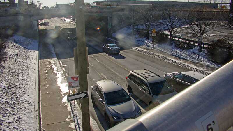 Traffic camera image at 2024-12-21 15:50:25