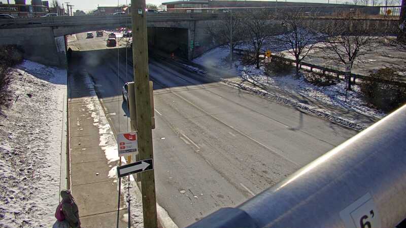 Traffic camera image at 2024-12-21 16:20:47