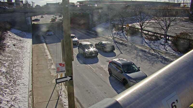 Traffic camera image at 2024-12-21 17:00:38