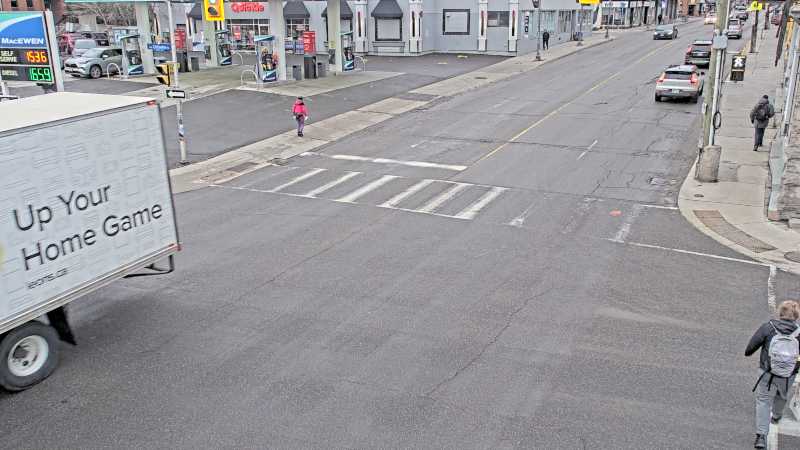 Traffic camera image at 2025-03-25 12:10:19