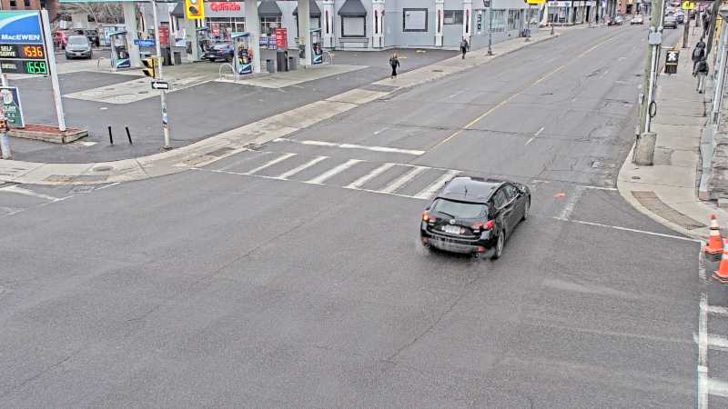 Traffic camera image at 2025-03-25 12:20:22