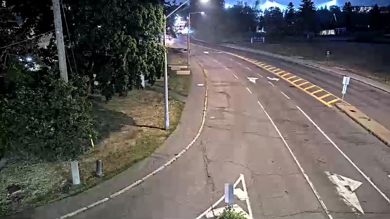Traffic camera image at 2025-08-04 01:10:24