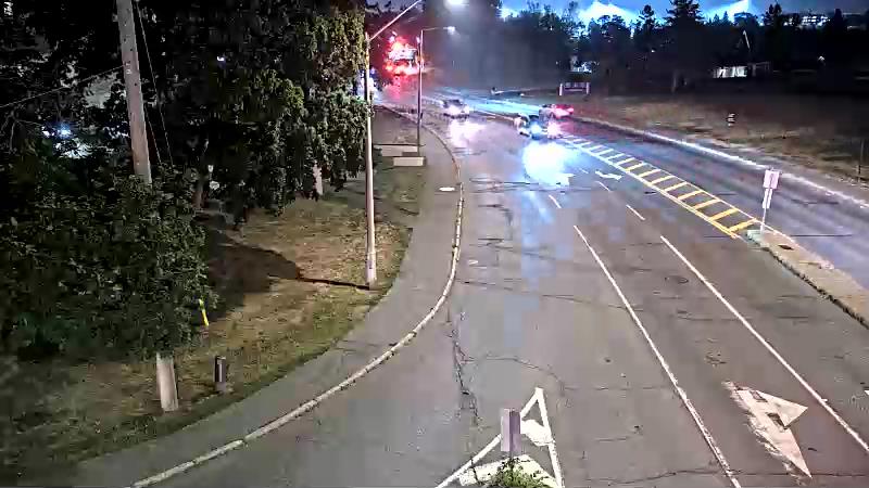Traffic camera image at 2025-08-04 02:35:26