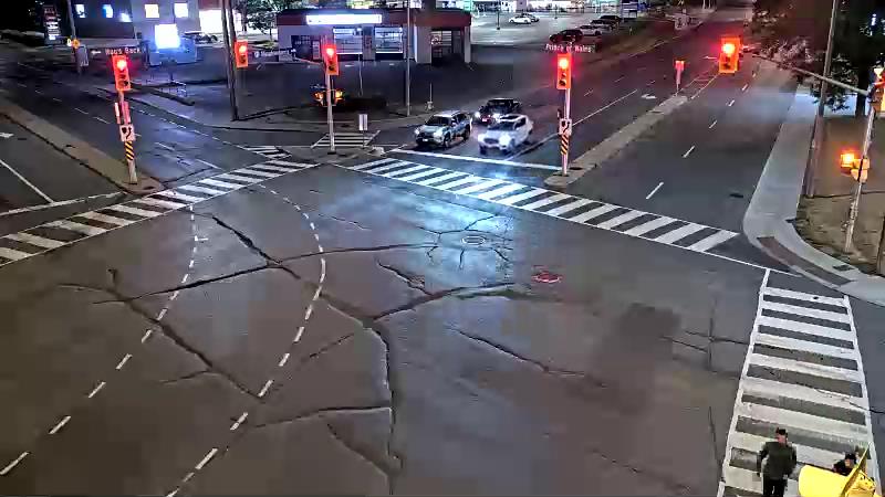 Traffic camera image at 2025-08-25 03:20:27