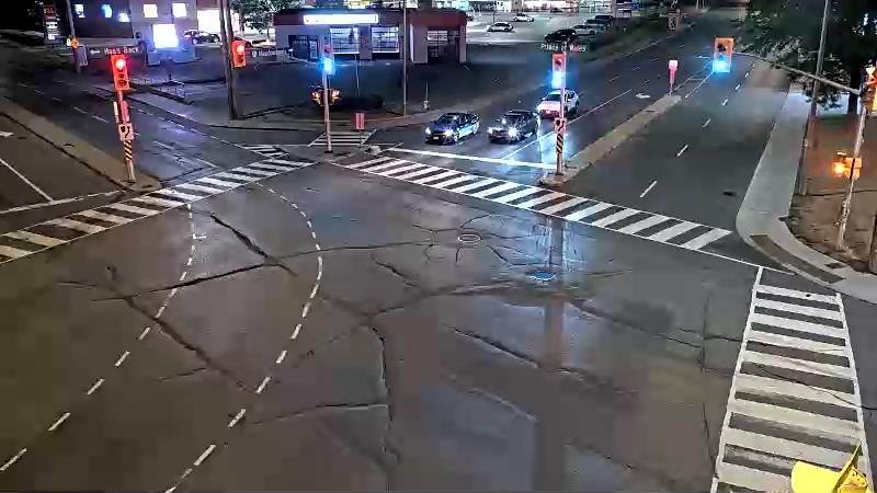Traffic camera image at 2025-08-25 03:40:23