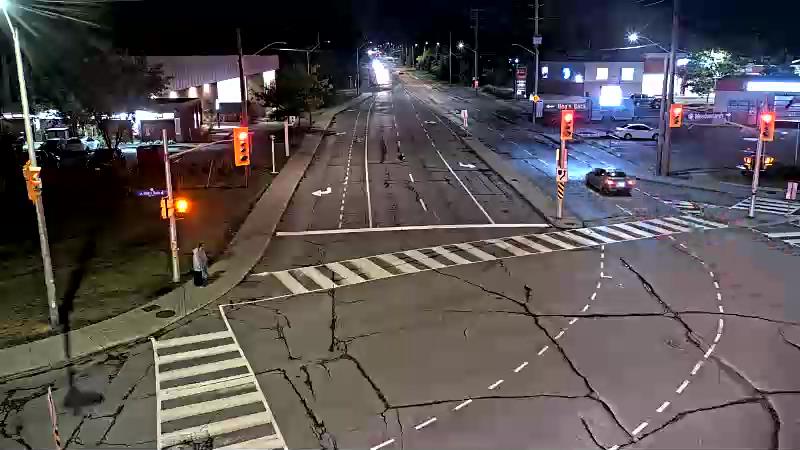 Traffic camera image at 2025-09-05 00:35:23
