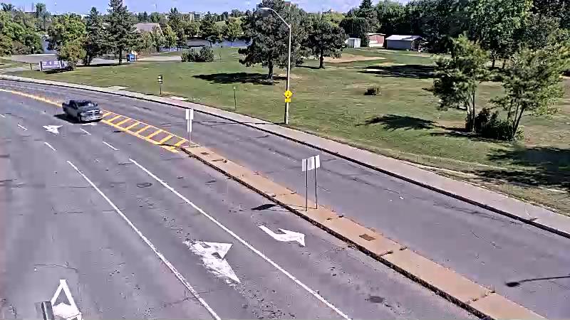 Traffic camera image at 2025-09-14 17:50:38