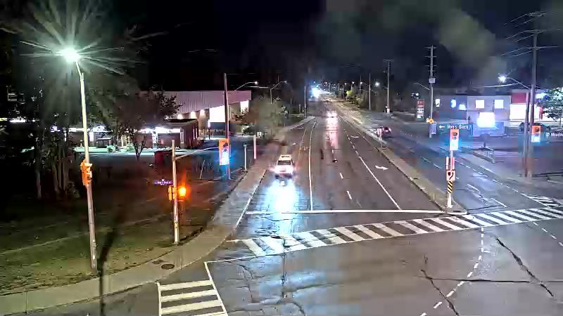 Traffic camera image at 2025-09-18 01:01:22