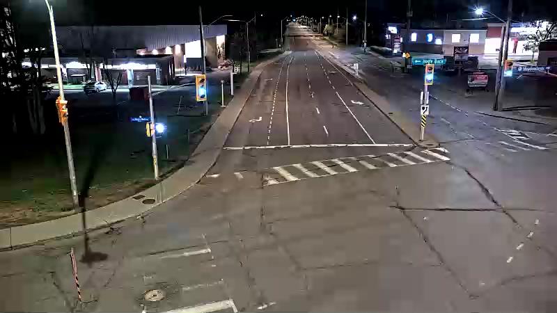 Traffic camera image at 2025-05-09 06:30:18