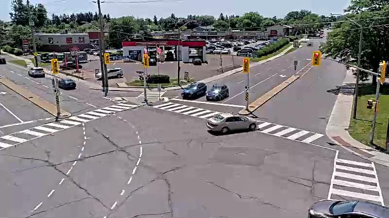 Traffic camera image at 2025-06-30 17:37:00