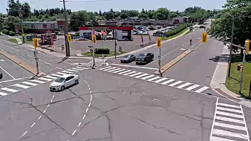 Traffic camera image at 2025-06-30 18:05:31