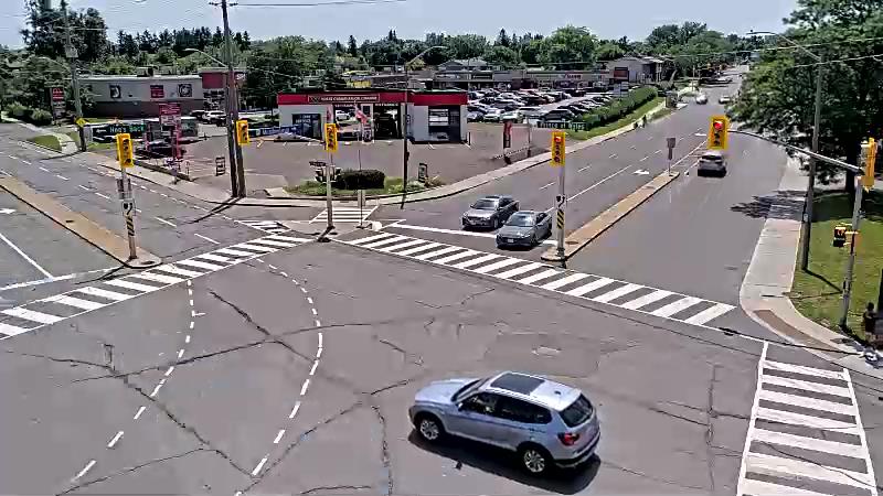 Traffic camera image at 2025-06-30 18:15:23